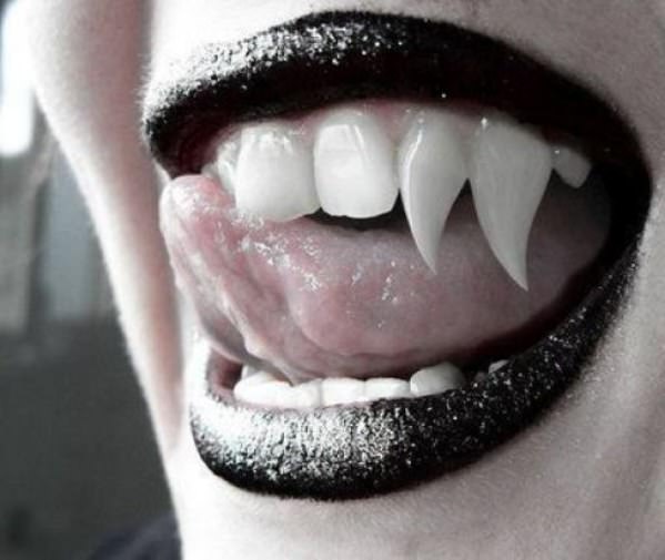 Vampire Teeth