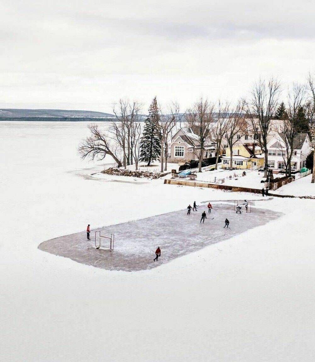 got a rink in the backyard